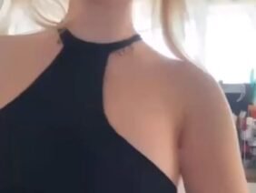 Simge-barankoglu-ifsa-9-tane-farkli-videosu-karisik-izle_thumb1